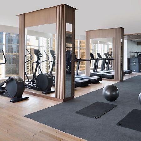 Element By Westin West Bay Doha Hotel Екстериор снимка The gym at The Hari