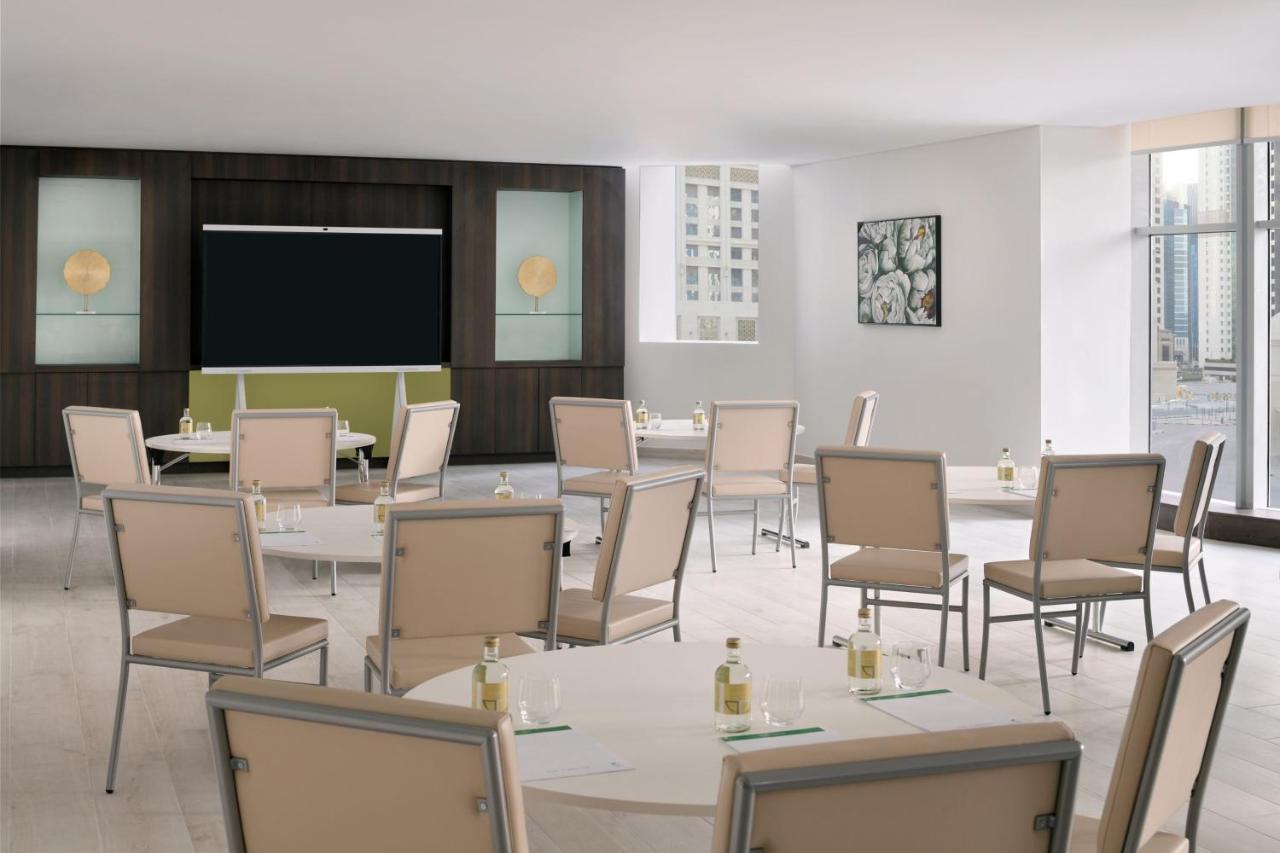 Element By Westin West Bay Doha Hotel Екстериор снимка The 3D rendering of a meeting room